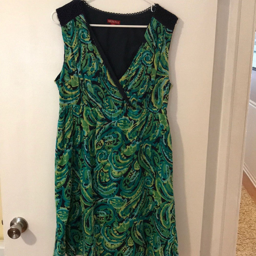 Beautiful Paisley Merona Dress with eyelet detail